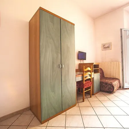 Il Castagno 2*